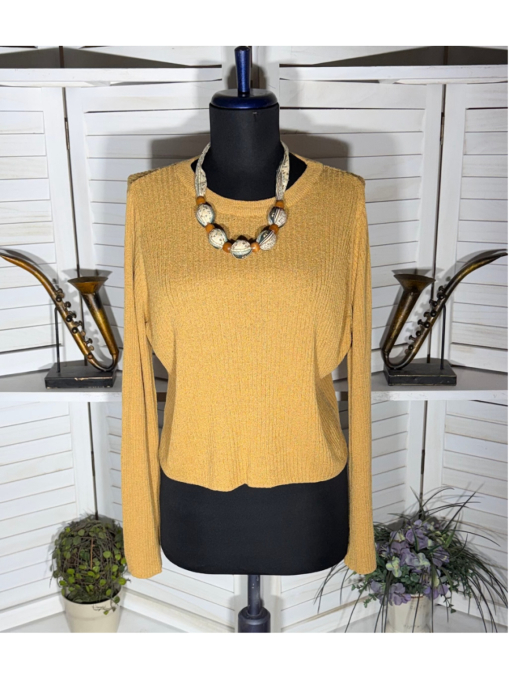 Oversized tan knit blouse long sleeves ribbed warm granola girl gorpcore grunge